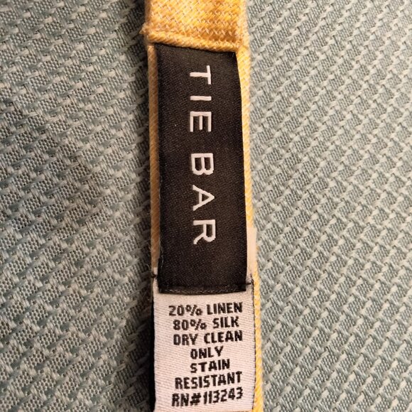 Tie Bar Bow Tie - Picture 2 of 2